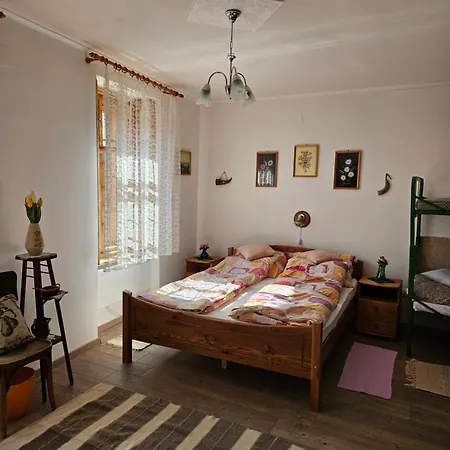 Bed & Breakfast Szentirmai Vendeghaz Es Fogado A Rigohoz *